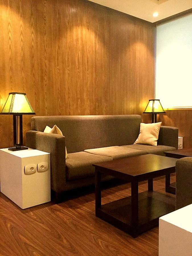 Secluded Lounge Area